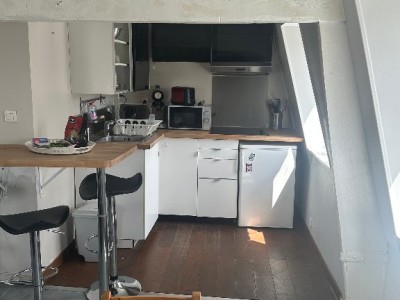 APPARTEMENT T2 A LOUER - LA MADELEINE - 46.25 m2 - 750�&euro; charges comprises par mois