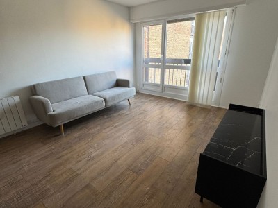 APPARTEMENT MEUBLE A LOUER - LA MADELEINE - 42.95 m2 - 840 &euro; charges comprises par mois