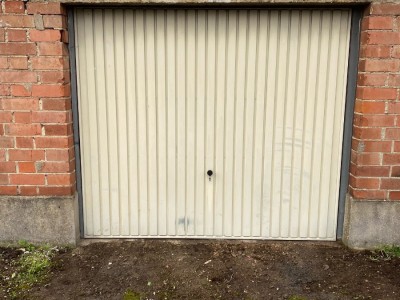 garage A LOUER - TOURCOING - 16 m2 - 70 &euro; charges comprises par mois