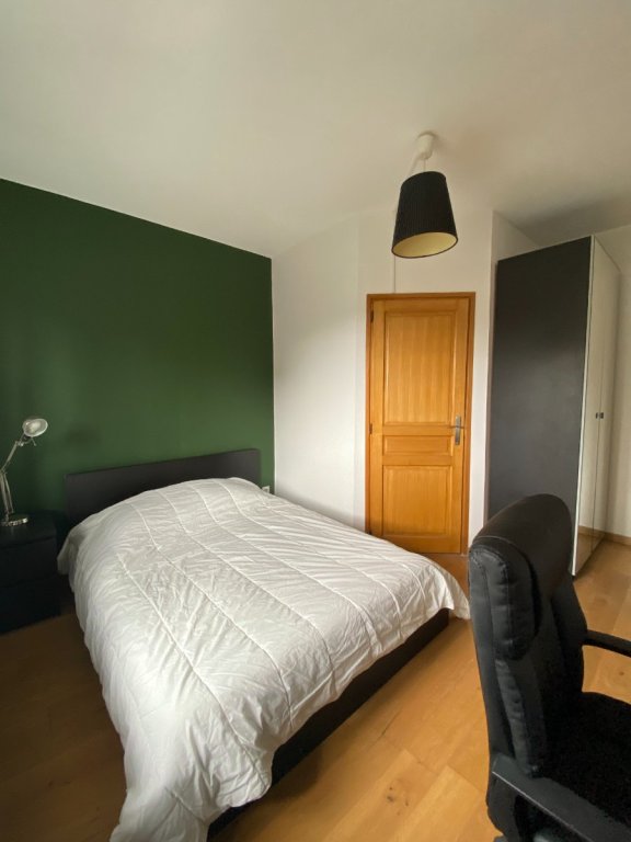 colocation A LOUER - CROIX - 16.3 m2 - 545 &euro; charges comprises par mois