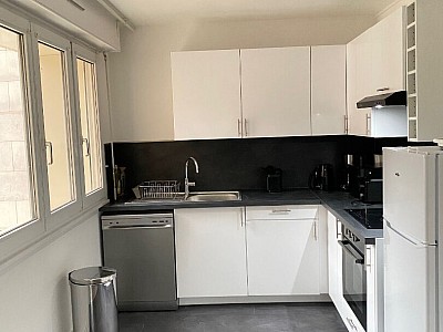 chambre avec salle de douche A LOUER - LA MADELEINE - 9.55 m2 - 536�&euro; charges comprises par mois