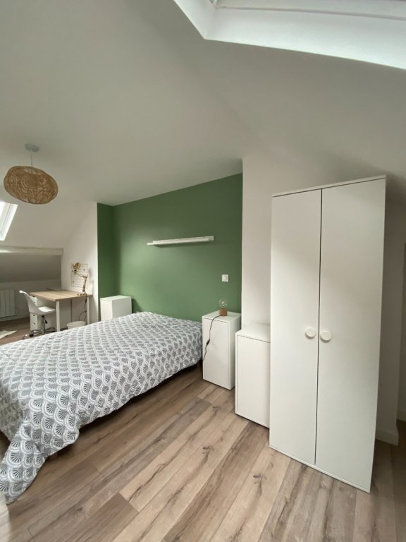 CHAMBRE A LOUER - LILLE centre ville - 15 m2 - 700�&euro; charges comprises par mois