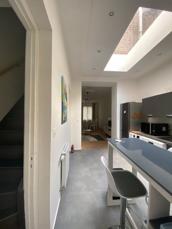 Colocation A LOUER - ROUBAIX - 12 m2 - 450 &euro; charges comprises par mois