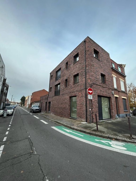 LOCAL COMMERCIAL A LOUER - LILLE - 65 m2 - 1 300 &euro; HC par mois