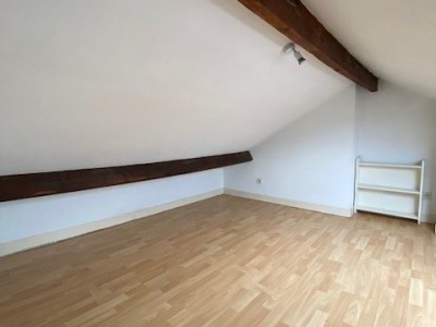 MAISON A LOUER - MOUVAUX - 50 m2 - 863€ charges comprises par mois