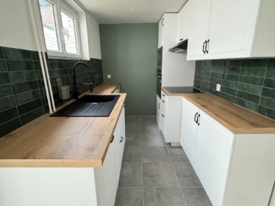 MAISON A LOUER - TOURCOING - 80.55 m2 - 870€ charges comprises par mois