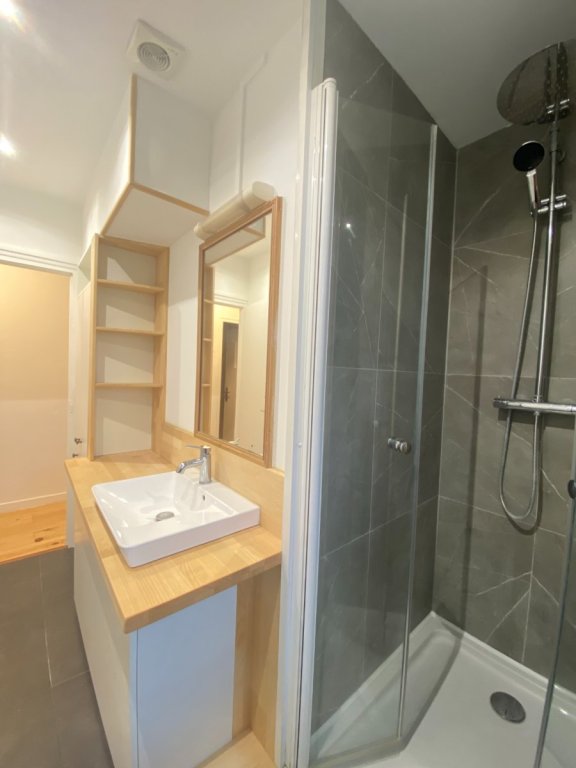 3 chambres A LOUER - TOURCOING - 75.92 m2 - 1�228�&euro; charges comprises par mois