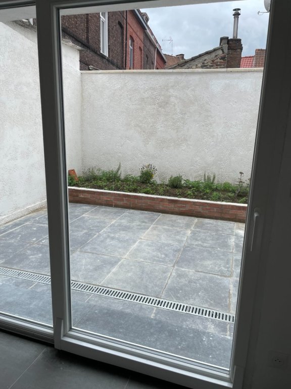 Maison 2 chambres et un bureau A LOUER - TOURCOING - 60.7 m2 - 805�&euro; charges comprises par mois