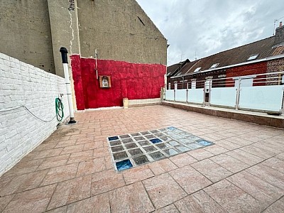MAISON A LOUER - TOURCOING - 90.69 m2 - 958 € charges comprises par mois