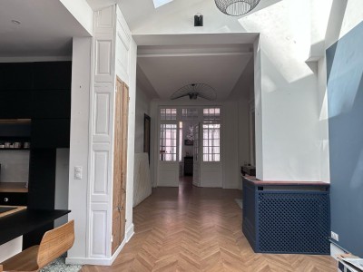 MAISON A LOUER - TOURCOING - 201 m2 - 2400€ charges comprises par mois