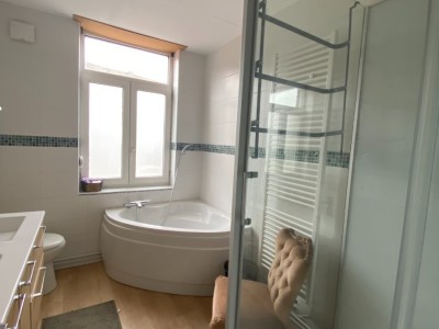 MAISON A LOUER - TOURCOING - 83 m2 - 937 € charges comprises par mois