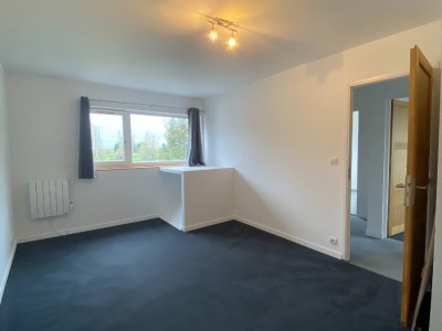 MAISON 3 CHAMBRES A LOUER - VERLINGHEM - 158 m2 - 1 700 € charges comprises par mois