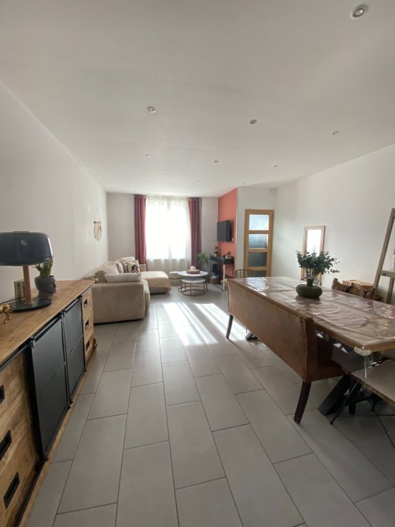 MAISON MEUBLEE A LOUER - WATTRELOS - 96.1 m2 - 1 100 &euro; charges comprises par mois