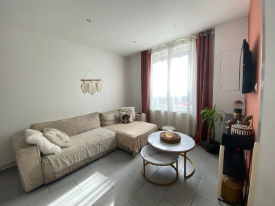 MAISON MEUBLEE A LOUER - WATTRELOS - 96.1 m2 - 1 100 € charges comprises par mois