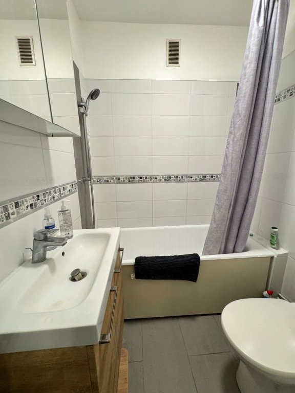STUDIO A LOUER - LA MADELEINE - 30.44 m2 - 678 &euro; charges comprises par mois