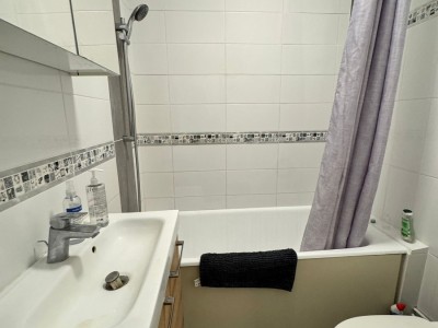 STUDIO A LOUER - LA MADELEINE - 30.44 m2 - 678 &euro; charges comprises par mois