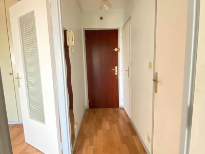 STUDIO A LOUER - LILLE - 32.99 m2 - 540 &euro; charges comprises par mois