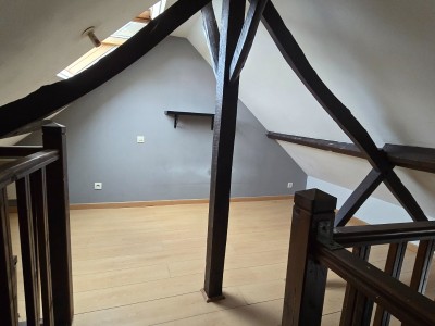 STUDIO AVEC MEZZANINE A LOUER - LILLE - 24.75 m2 - 550 &euro; charges comprises par mois