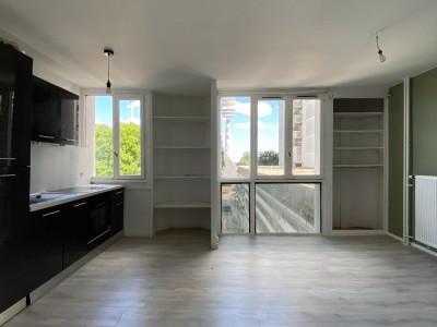 APPARTEMENT T2 A LOUER - MONS EN BAROEUL - 33.2 m2 - 690€ charges comprises par mois