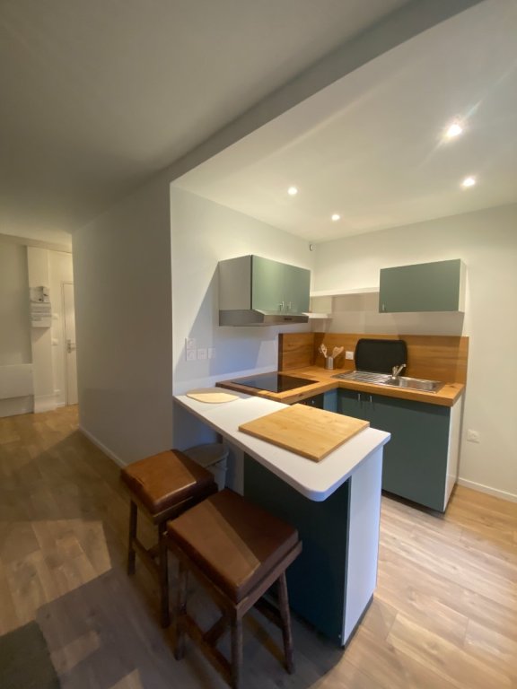 STUDIO A LOUER - ST ANDRE LEZ LILLE - 33.18 m2 - 680�&euro; charges comprises par mois