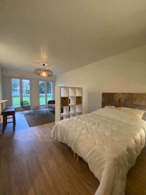 STUDIO A LOUER - ST ANDRE LEZ LILLE - 33.18 m2 - 680�&euro; charges comprises par mois