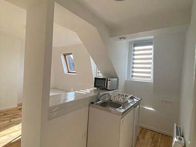 STUDIO A LOUER - TOURCOING - 21.37 m2 - 480�&euro; charges comprises par mois