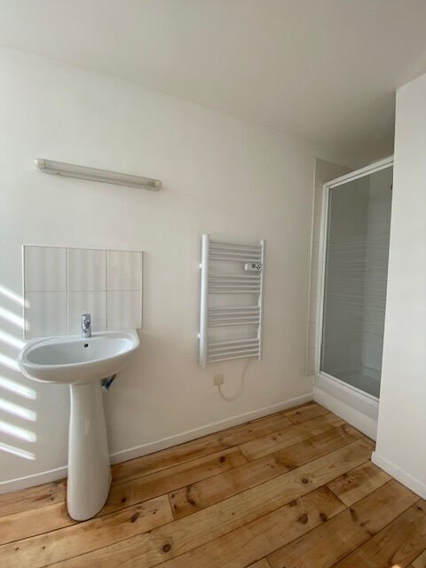 STUDIO A LOUER - TOURCOING - 21.37 m2 - 480�&euro; charges comprises par mois