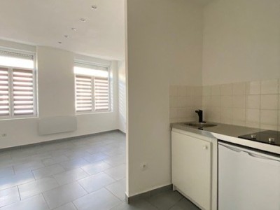 STUDIO A LOUER - TOURCOING - 26 m2 - 480€ charges comprises par mois