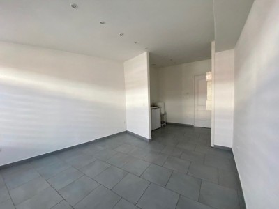 STUDIO A LOUER - TOURCOING - 26 m2 - 480€ charges comprises par mois