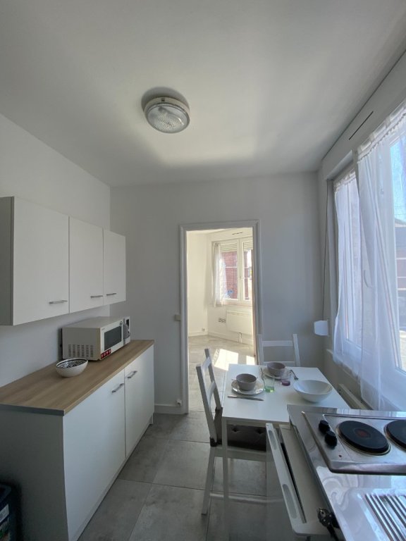 STUDIO A LOUER - WASQUEHAL - 16 m2 - 420�&euro; charges comprises par mois