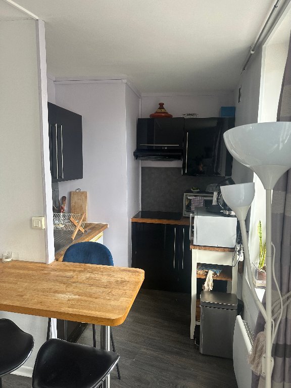 APPARTEMENT T2 A LOUER - LA MADELEINE - 39.32 m2 - 730�&euro; charges comprises par mois