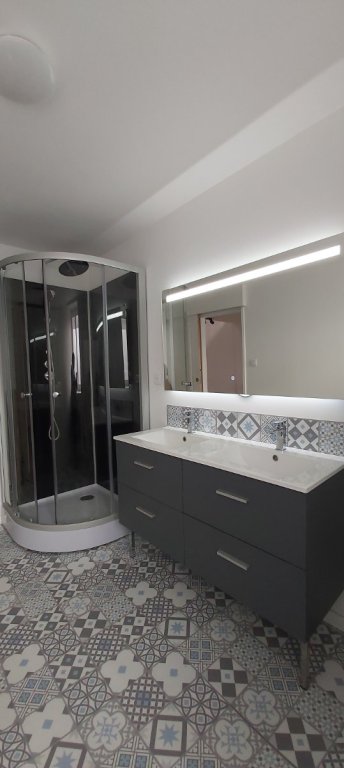 APPARTEMENT T2 A LOUER - LA MADELEINE - 51.26 m2 - 658�&euro; charges comprises par mois