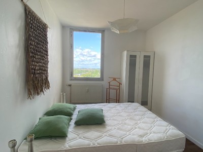 APPARTEMENT T2 A LOUER - LA MADELEINE - 44.5 m2 - 865 € charges comprises par mois