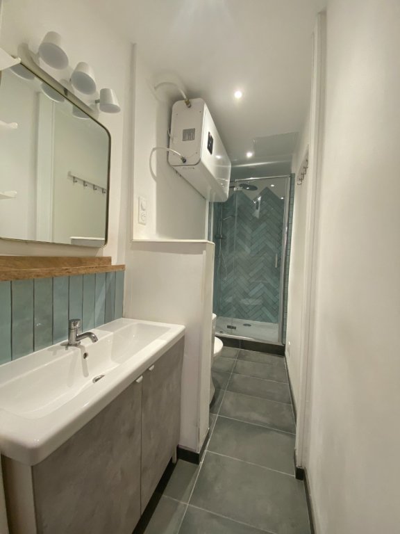 Appartement meublé A LOUER - LILLE - 33.85 m2 - 648 &euro; charges comprises par mois