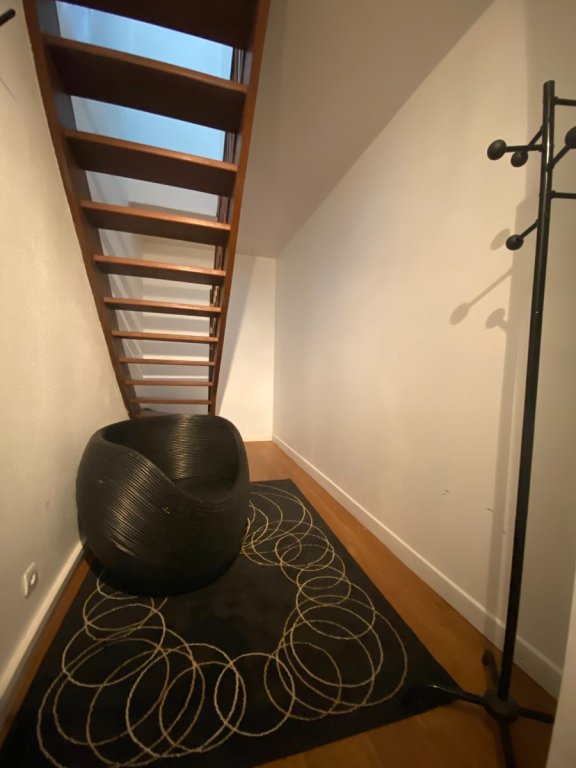 APPARTEMENT T2 A LOUER - LILLE vieux Lille - 47.05 m2 - 897�&euro; charges comprises par mois