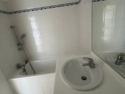 APPARTEMENT T2 A LOUER - MARCQ EN BAROEUL - 45.98 m2 - 790�&euro; charges comprises par mois