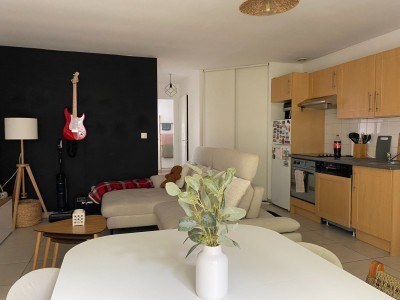 APPARTEMENT 1 CHAMBRE A LOUER - MARCQ EN BAROEUL - 46.79 m2 - 720 &euro; charges comprises par mois