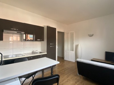 APPARTEMENT MEUBLE A LOUER - MARCQ EN BAROEUL - 30.22 m2 - 667 € charges comprises par mois