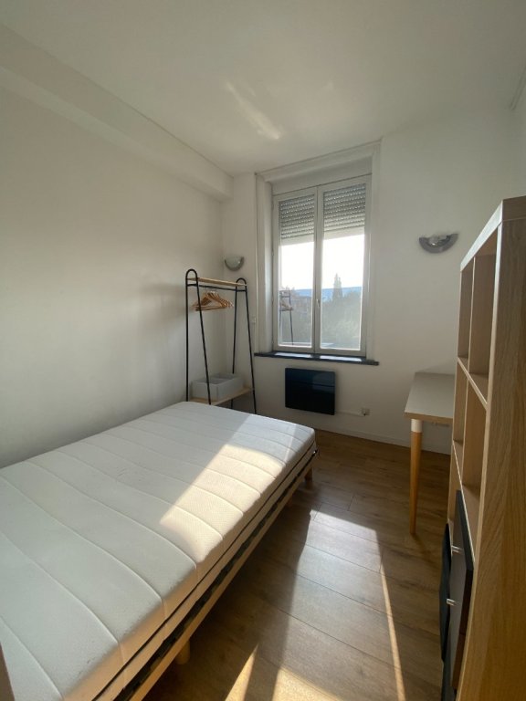 APPARTEMENT MEUBLE A LOUER - MARCQ EN BAROEUL - 30.22 m2 - 667 &euro; charges comprises par mois