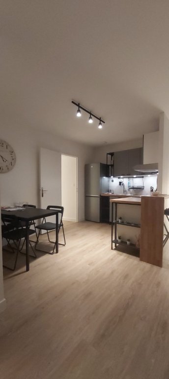 APPARTEMENT T2 A LOUER - ROUBAIX - 51.73 m2 - 720 &euro; charges comprises par mois