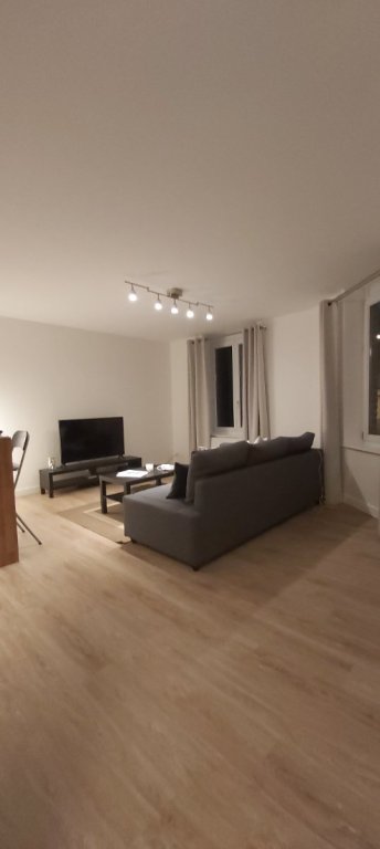 APPARTEMENT T2 A LOUER - ROUBAIX - 51.73 m2 - 720 &euro; charges comprises par mois