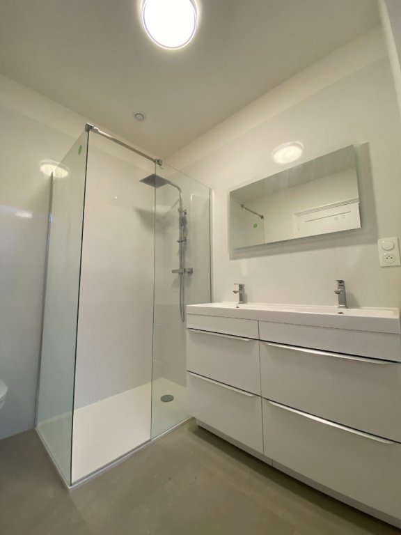 APPARTEMENT A LOUER - LA MADELEINE - 56.75 m2 - 1 214 &euro; charges comprises par mois