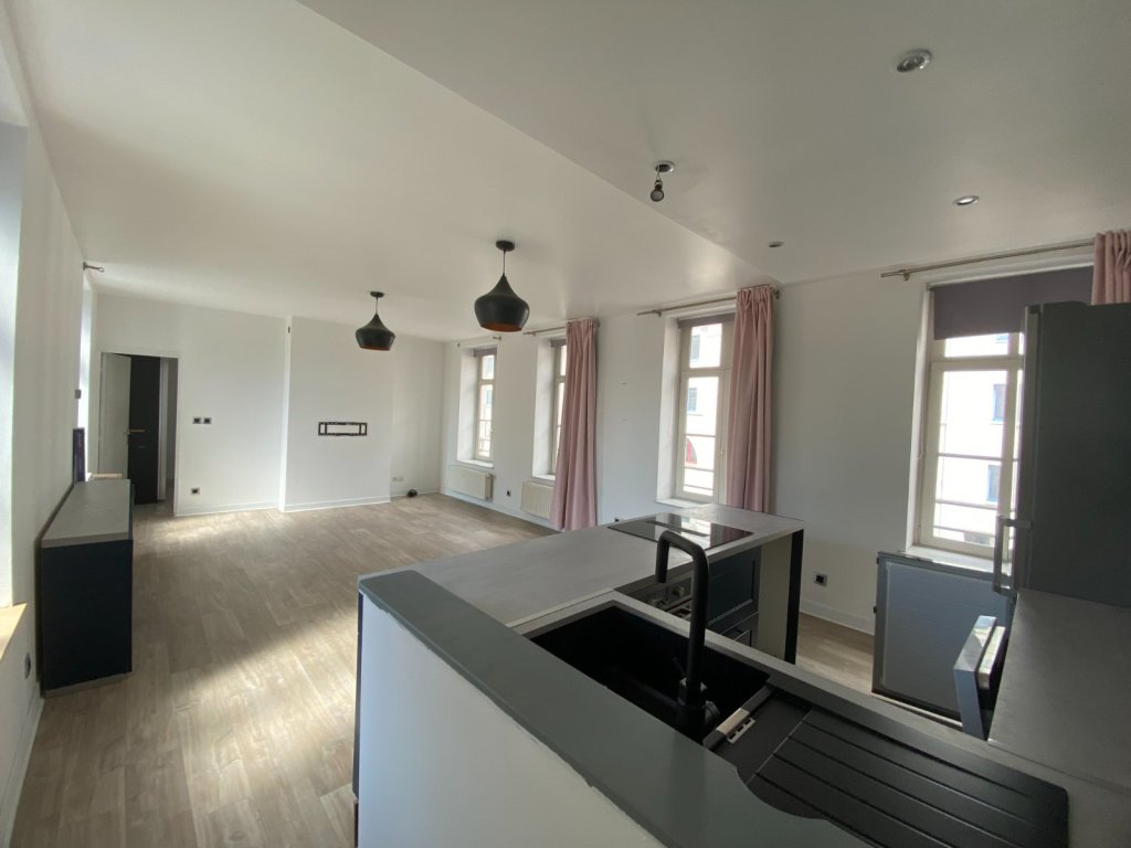 APPARTEMENT T3 A LOUER - LILLE quartier gare - 58.98 m2 - 1 128 &euro; charges comprises par mois