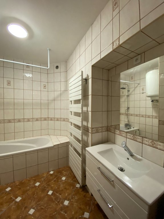 Appartement 2 chambres A LOUER - LILLE - 78.76 m2 - 920�&euro; charges comprises par mois