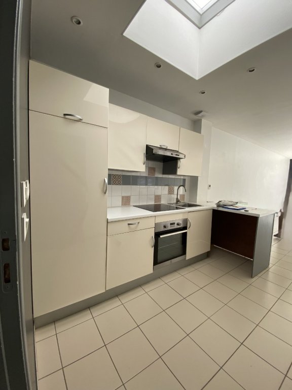 APPARTEMENT T3 A LOUER - MARCQ EN BAROEUL - 70.3 m2 - 950 &euro; charges comprises par mois