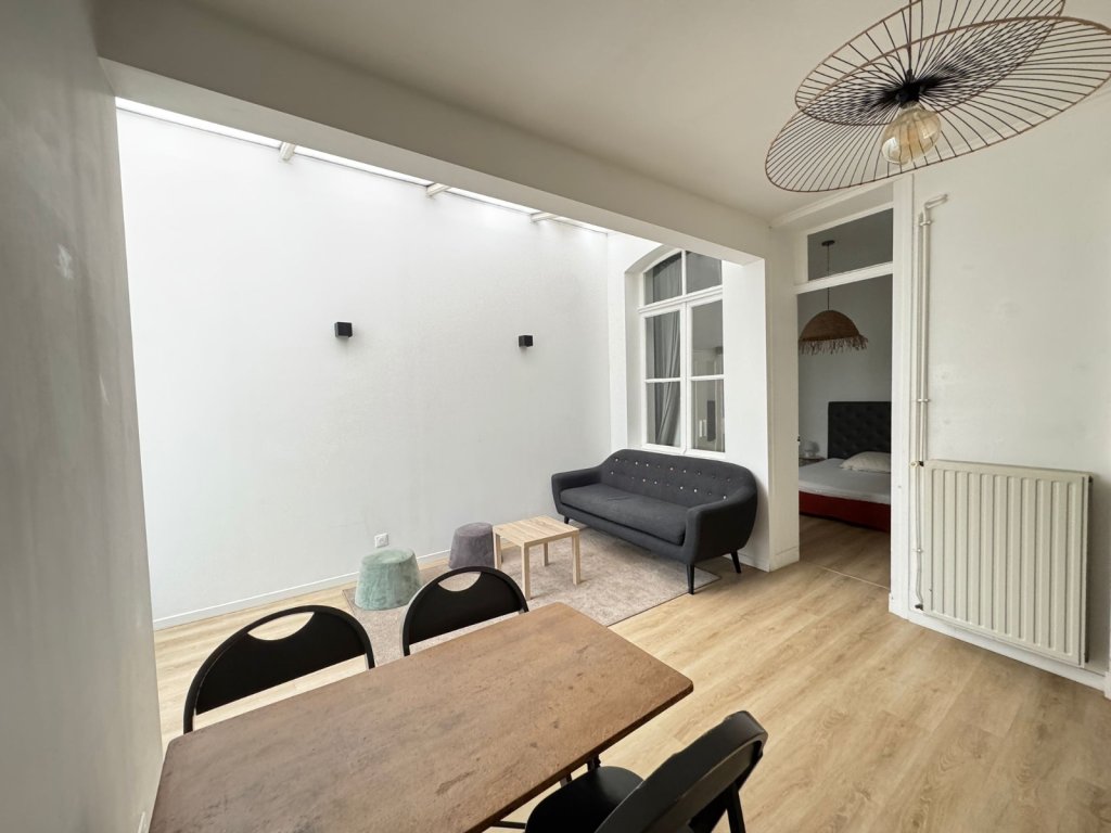 Appartement 2 chambres A LOUER - MARCQ EN BAROEUL - 43.43 m2 - 840 &euro; charges comprises par mois