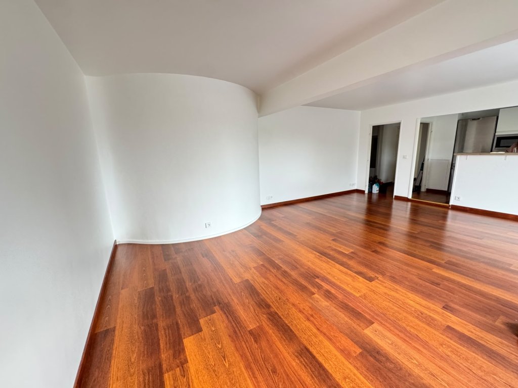APPARTEMENT T3 A LOUER - MOUVAUX APPARTEMENT 31 - 84.26 m2 - 1 437 &euro; charges comprises par mois