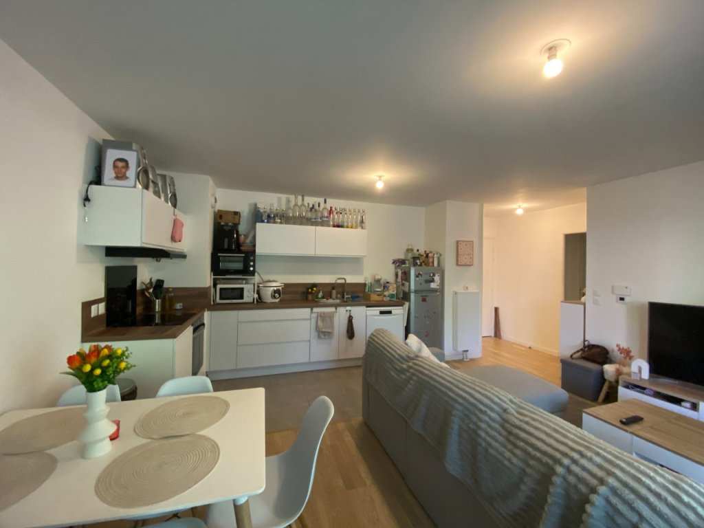 APPARTEMENT T3 A LOUER - VILLENEUVE D ASCQ HAUTE BORNE - 67 m2 - 1 150 &euro; charges comprises par mois