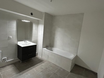 APPARTEMENT T3 A LOUER - VILLENEUVE D ASCQ HAUTE BORNE - 67 m2 - 1 150 € charges comprises par mois