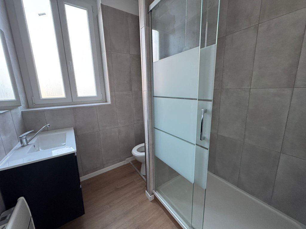 APPARTEMENT T3 A LOUER - WATTRELOS - 45.74 m2 - 850�&euro; charges comprises par mois